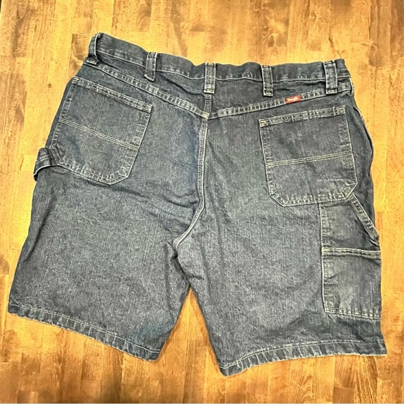 Wrangler Other - Wrangler Carpenter Cargo Jean Shorts Jorts Men's Size 40 Blue Dark Wash Cotton